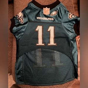 Size large Wentz Eagles doggie shirt